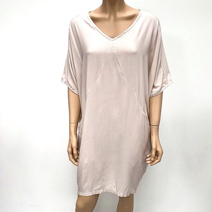 Loose Tunic Dress with Two Pockets. Free Size.