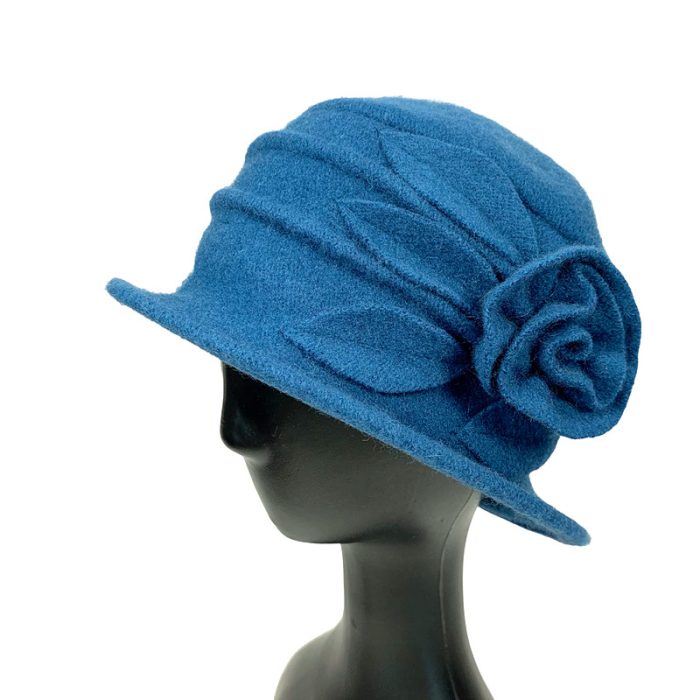 Elegant Soft Wool Hat with Flower Deco