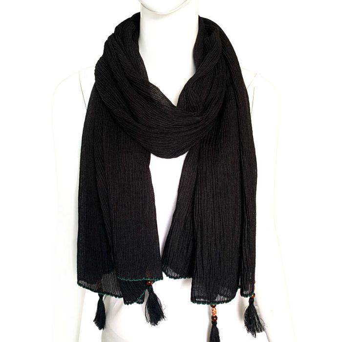 Color Trimmed Pleated Scarf with Tassels