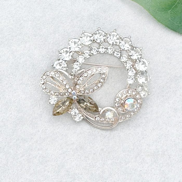 Brooch