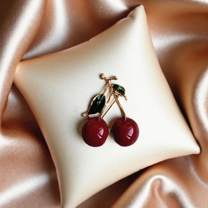 Brooch