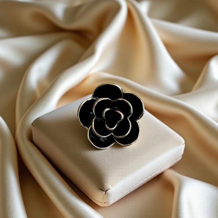 Brooch